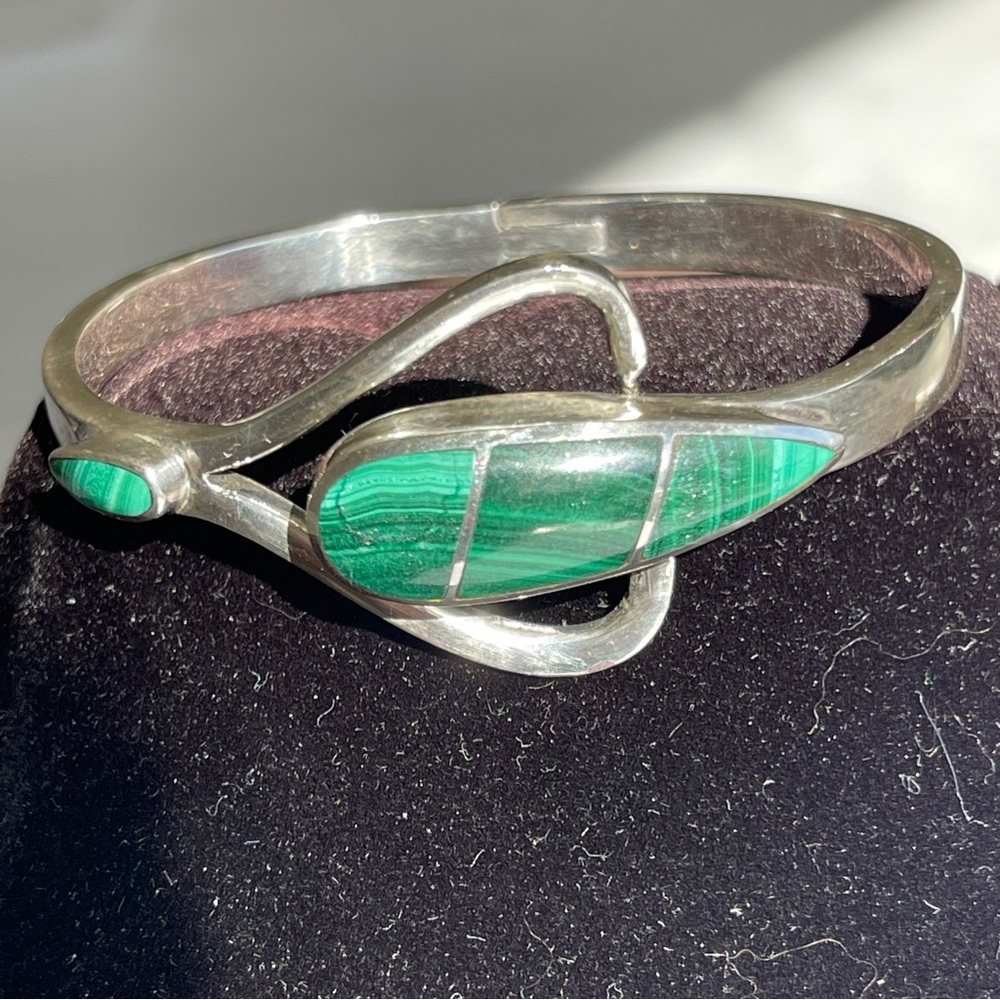 Vintage Taxco Green Malachite Unique Hinged Bracelet 925